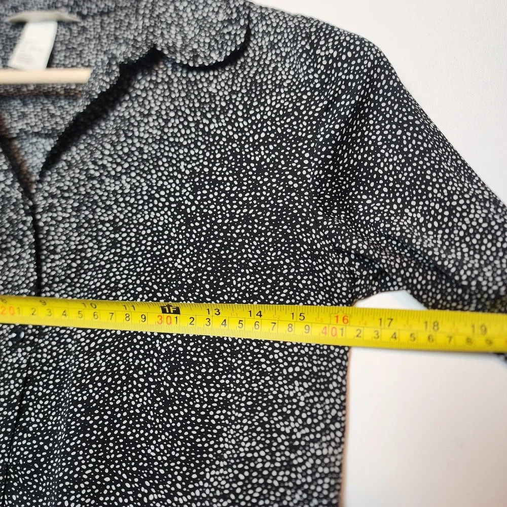 HM Black White Micro Dot Print Long Sleeve Button Down Blouse Size 2 - Picture 6 of 7